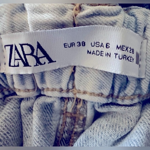 Zara Paper Bag High Rise Button Fly Jean Pants, Blue Light Wash, Size 6 - Picture 8 of 9